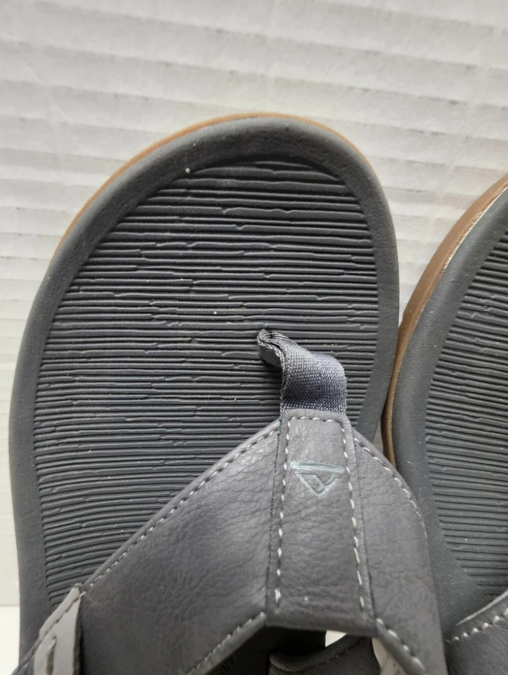 Reef Santa Ana Mens Gray Sandals Sz 9